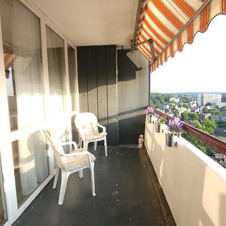 Grosse 3-Zimmer Wohnung, Zentrale Lage. Mulheim an der Ruhr Bagian luar foto