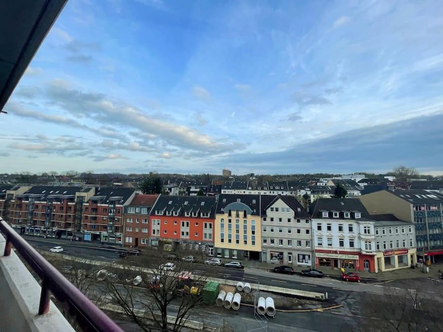 Grosse 3-Zimmer Wohnung, Zentrale Lage. Mulheim an der Ruhr Bagian luar foto