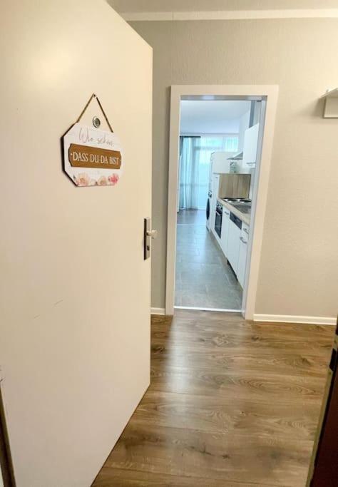 Grosse 3-Zimmer Wohnung, Zentrale Lage. Mulheim an der Ruhr Bagian luar foto