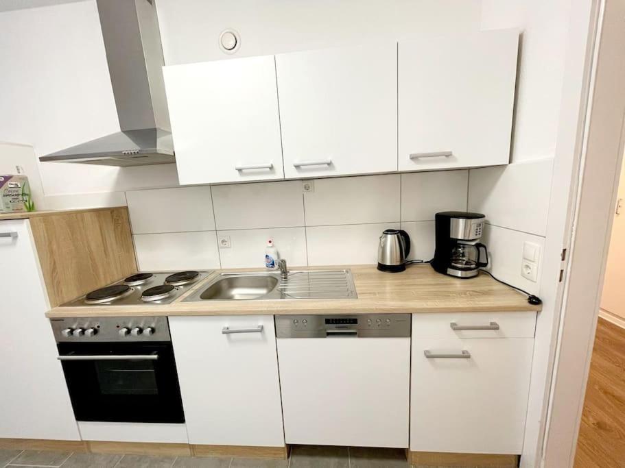 Grosse 3-Zimmer Wohnung, Zentrale Lage. Mulheim an der Ruhr Bagian luar foto